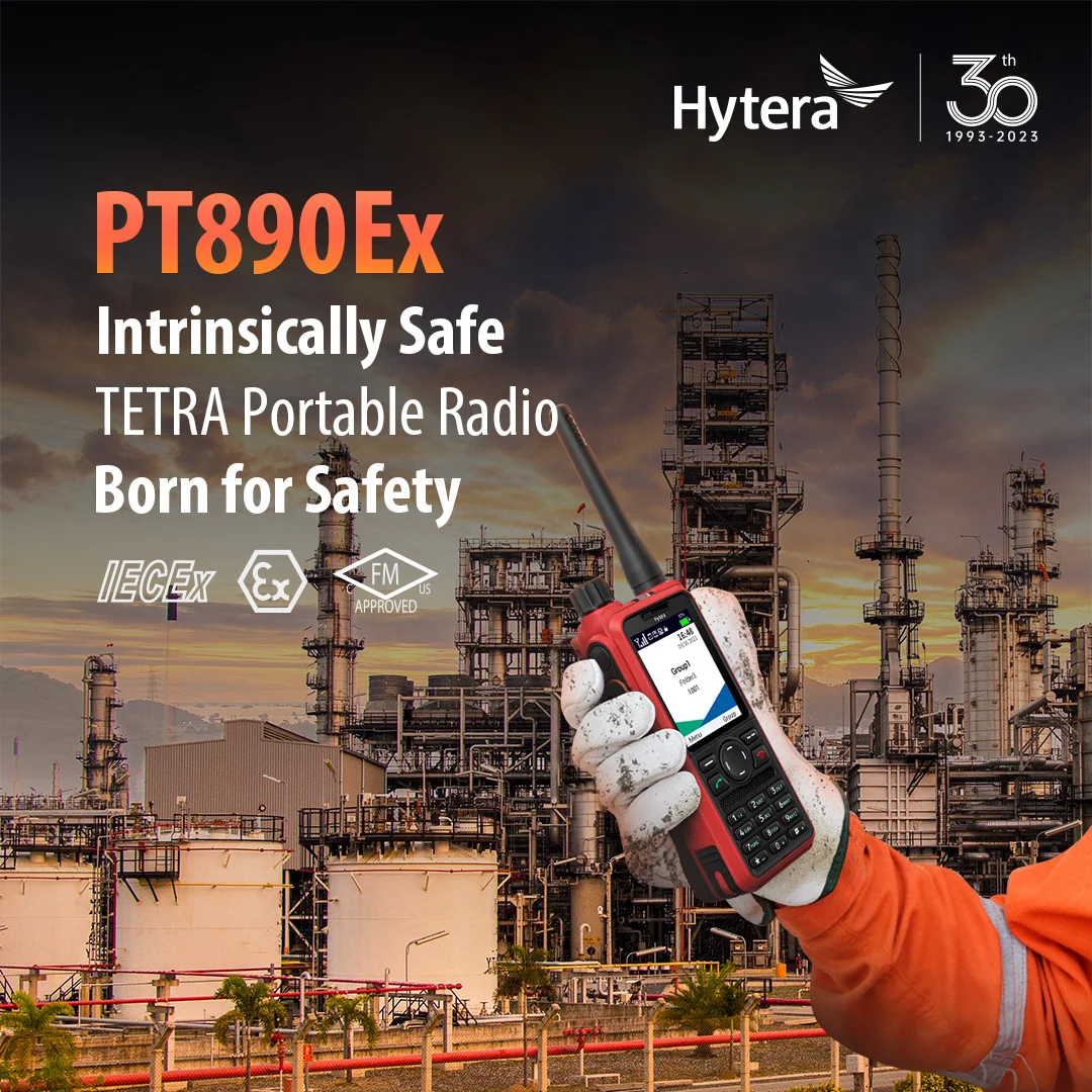 Hytera PT890Ex angle view